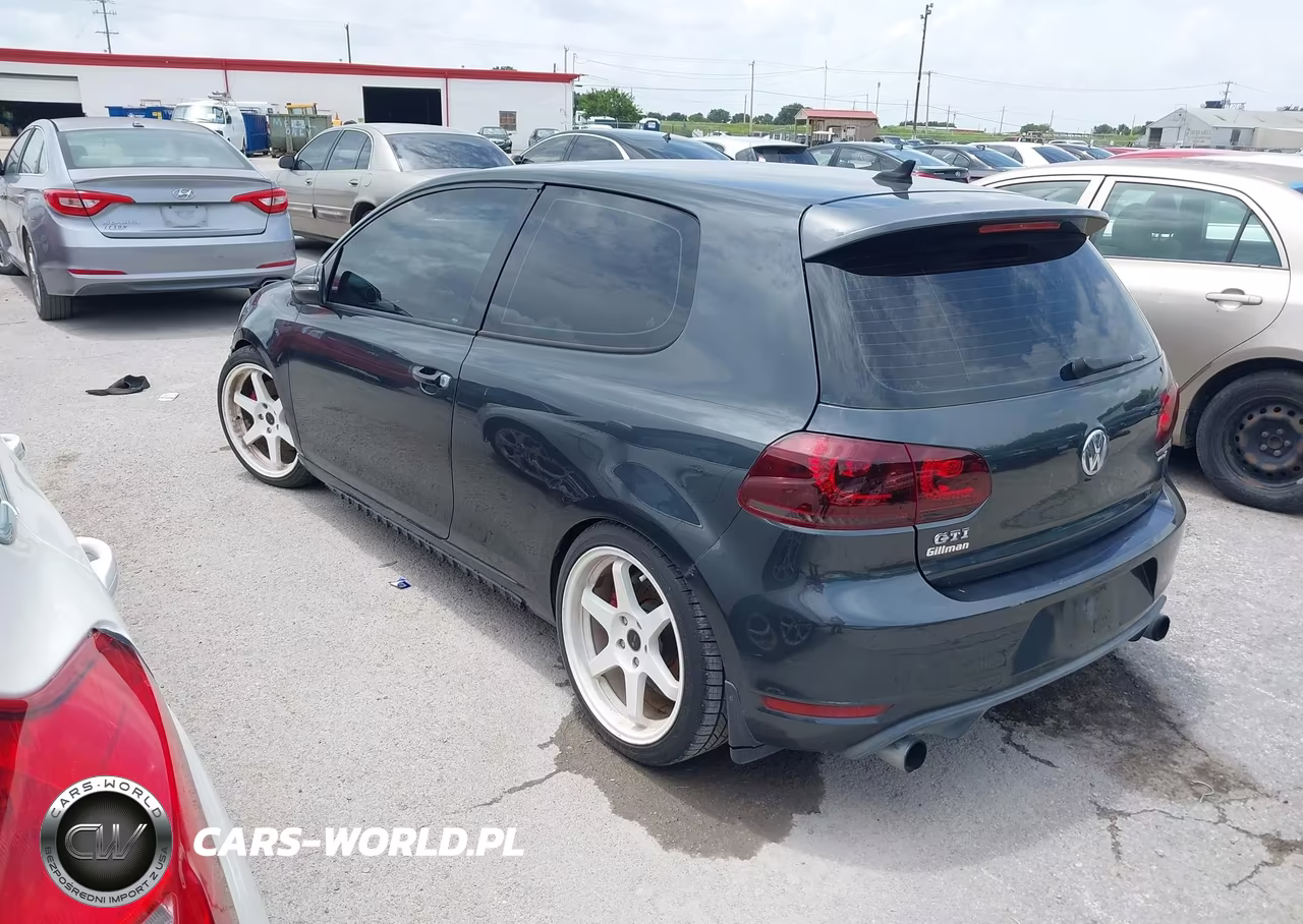 2010 Volkswagen Gti 2-Door VIN:WVWEV7AJ9AW258815 - 3
