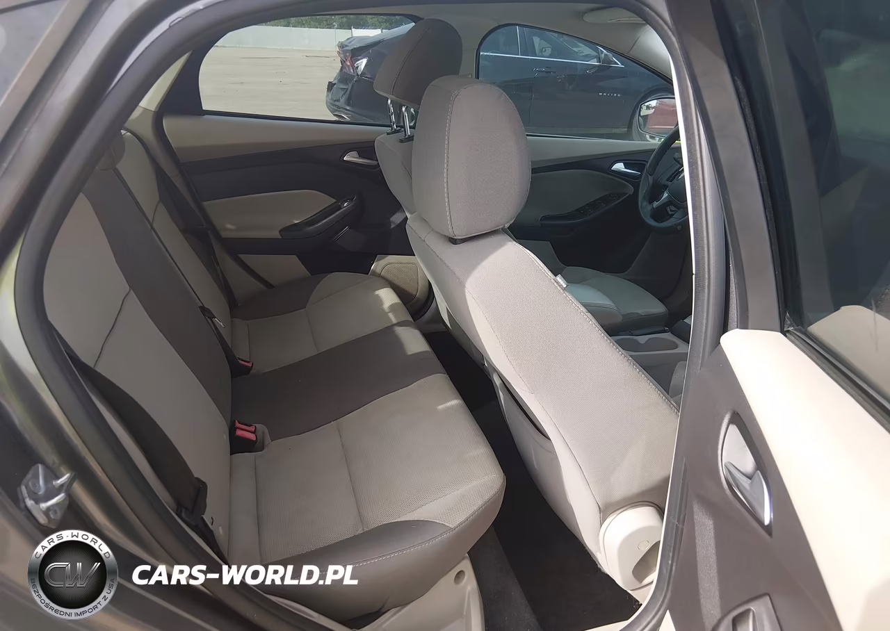 2014 Ford Focus Se VIN:1FADP3F26EL293504 - 8