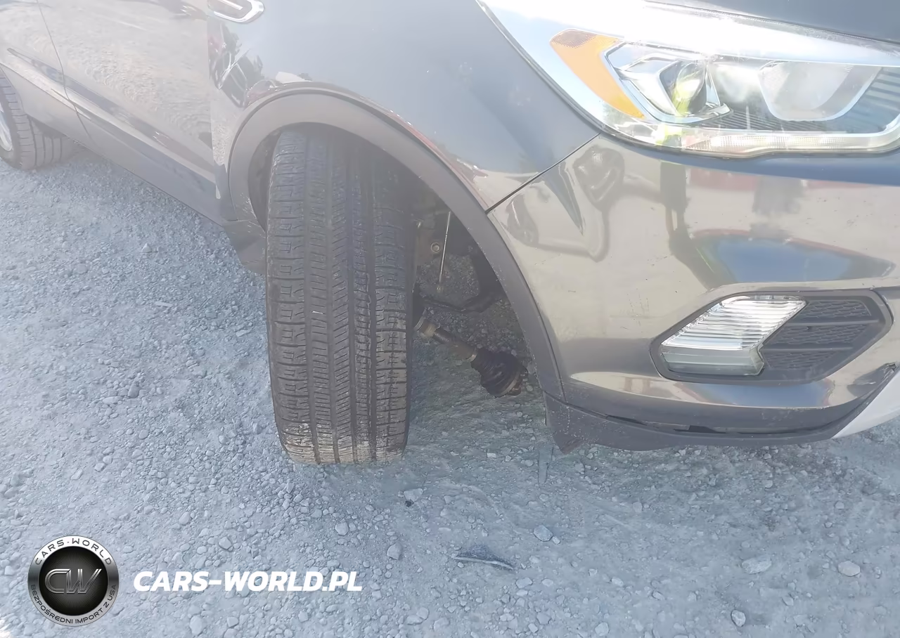2017 Ford Escape Titanium VIN:1FMCU0J99HUB19454 - 6