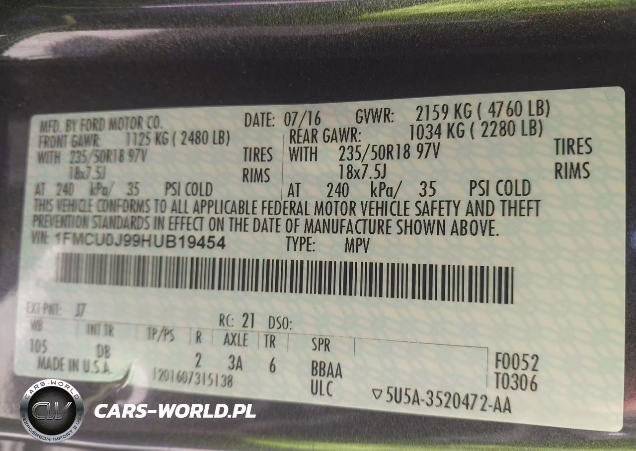2017 Ford Escape Titanium VIN:1FMCU0J99HUB19454 - 9