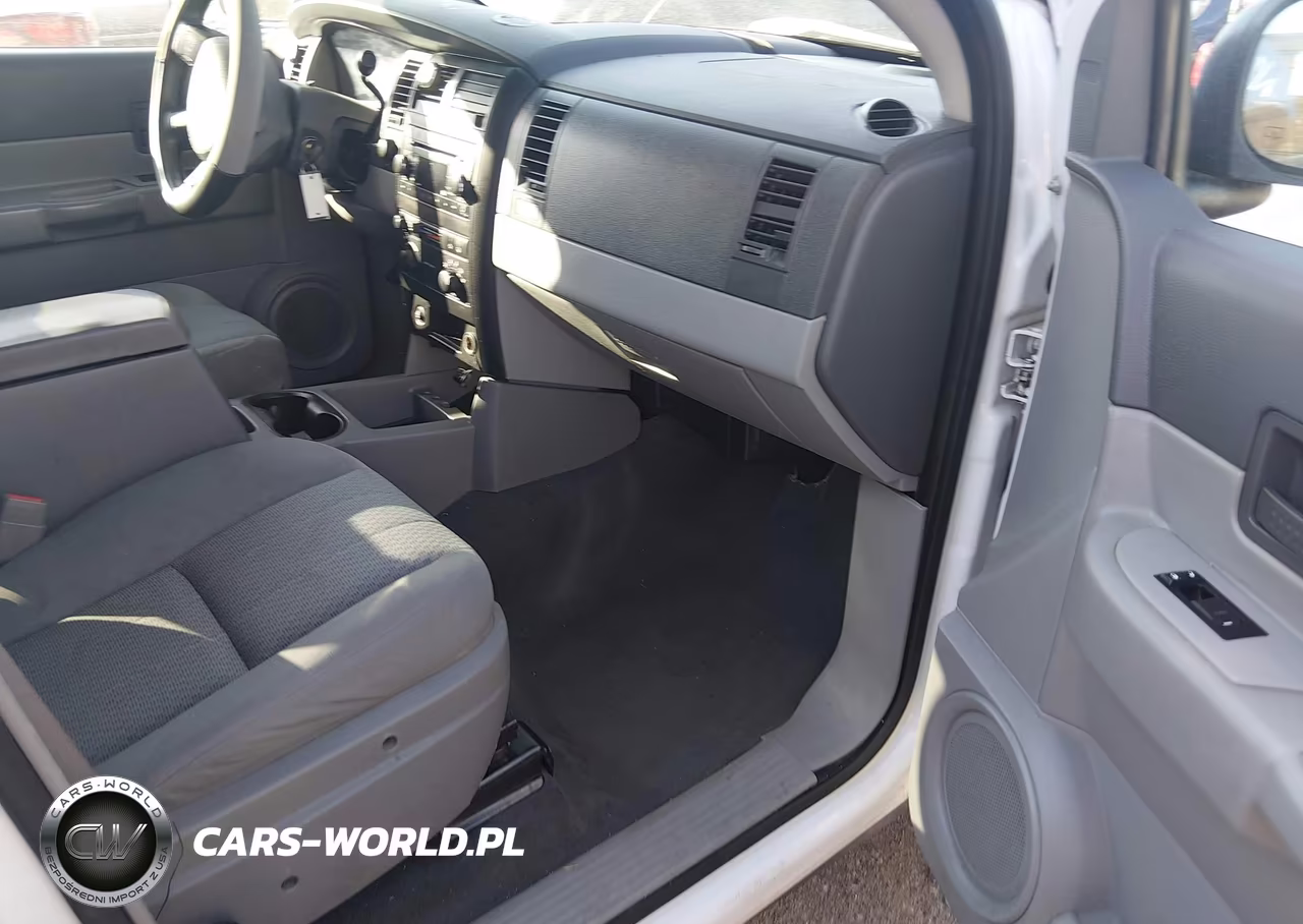 2008 Dodge Durango Sxt VIN:1D8HB38N28F156033 - 5