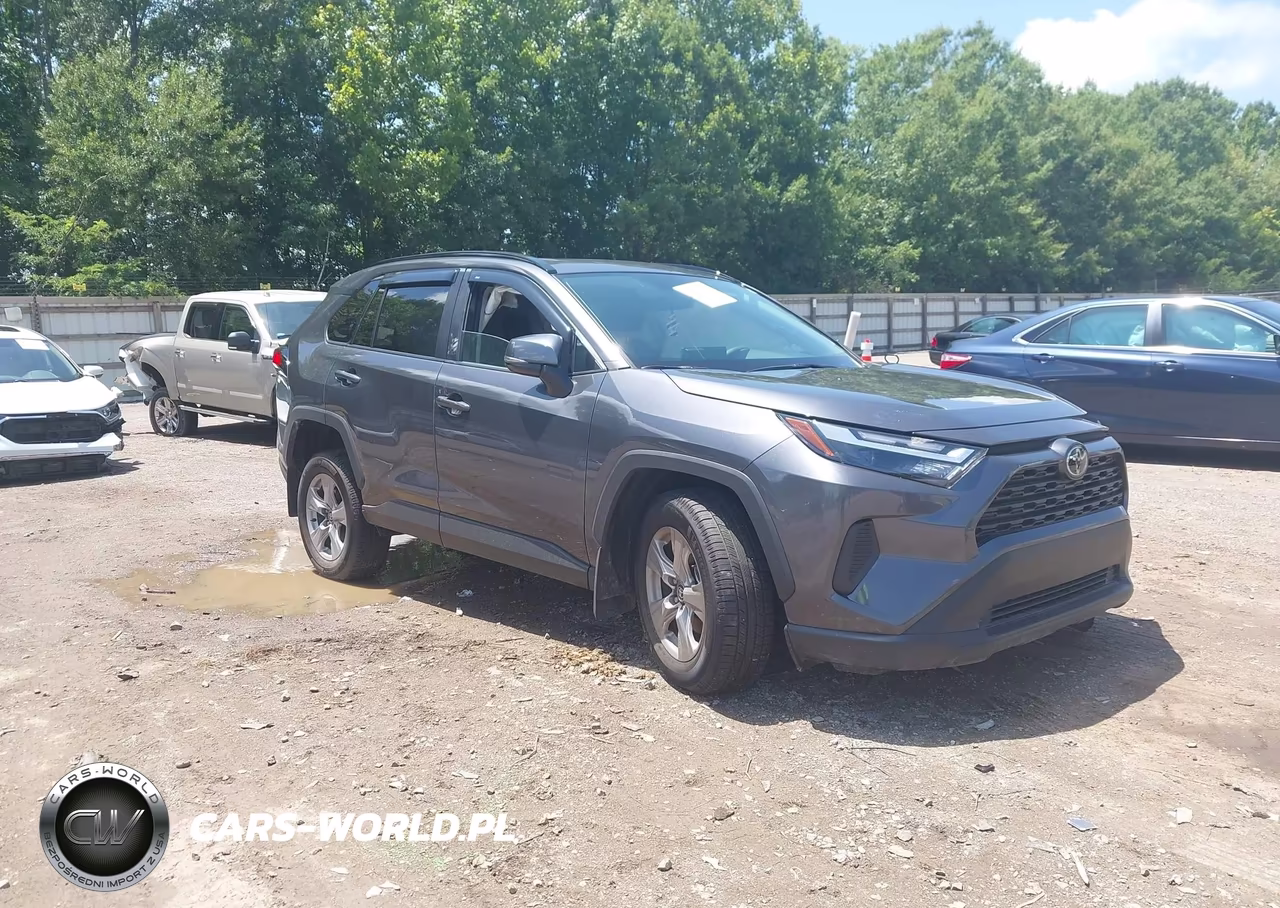 2025 Toyota Rav4 Xle – zdjęcie 1 z 15