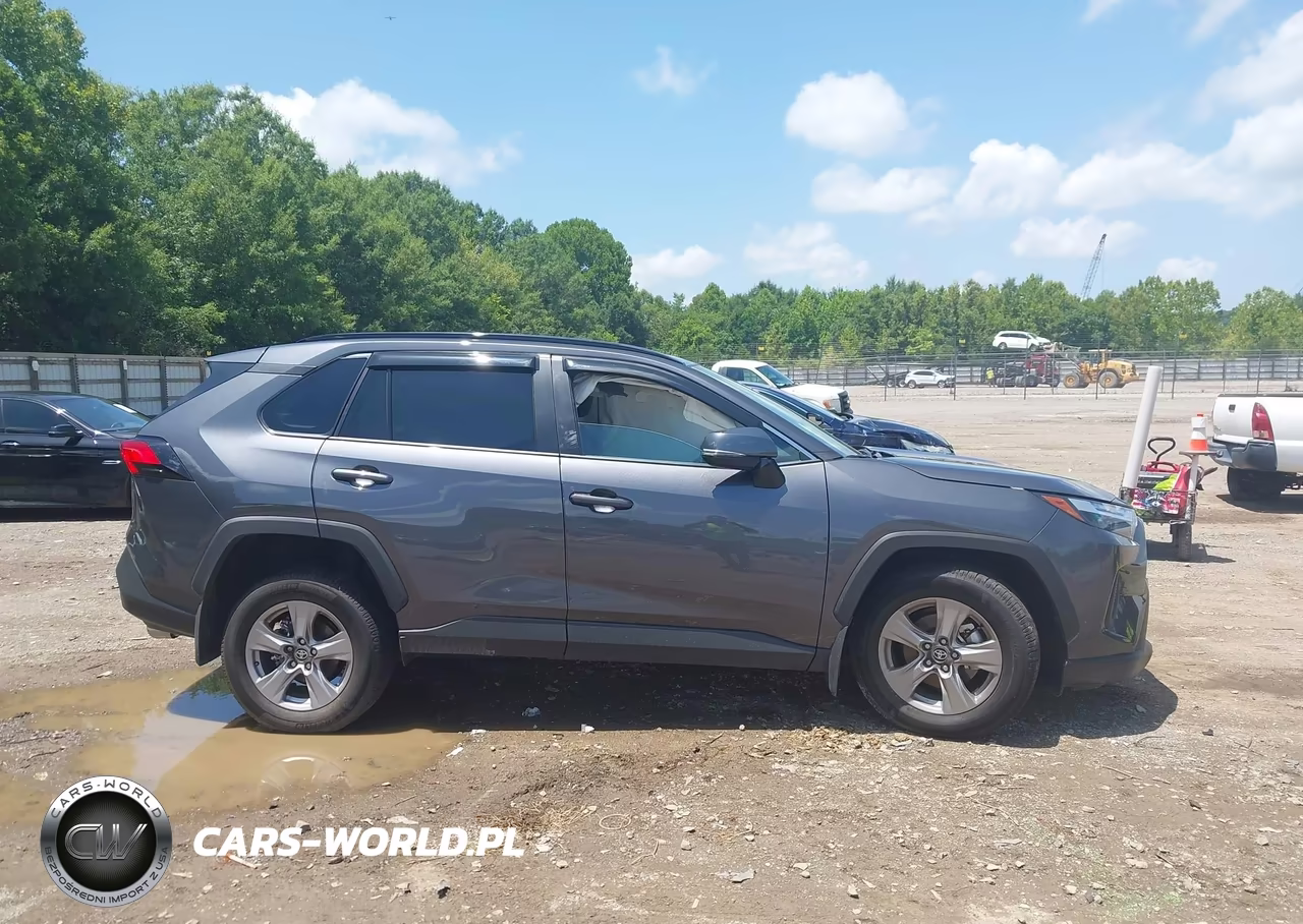 2025 Toyota Rav4 Xle VIN:2T3P1RFV3SC509924 - 12