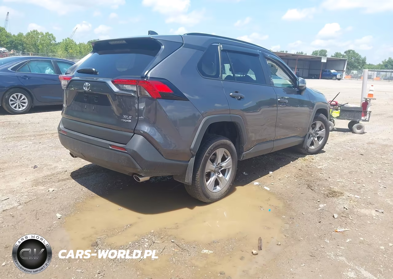 2025 Toyota Rav4 Xle VIN:2T3P1RFV3SC509924 - 4