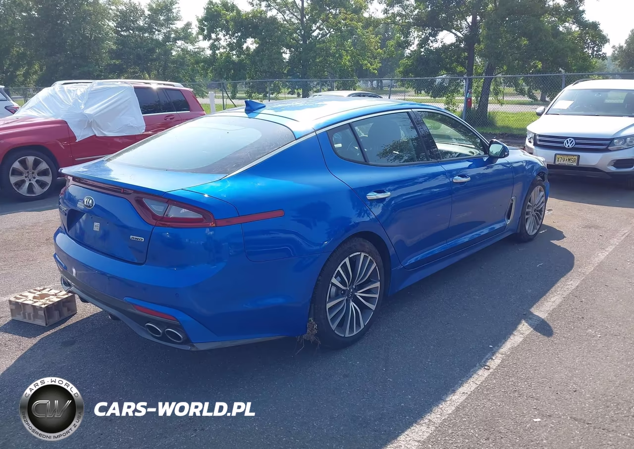 2018 Kia Stinger VIN:KNAE15LA8J6032114 - 4