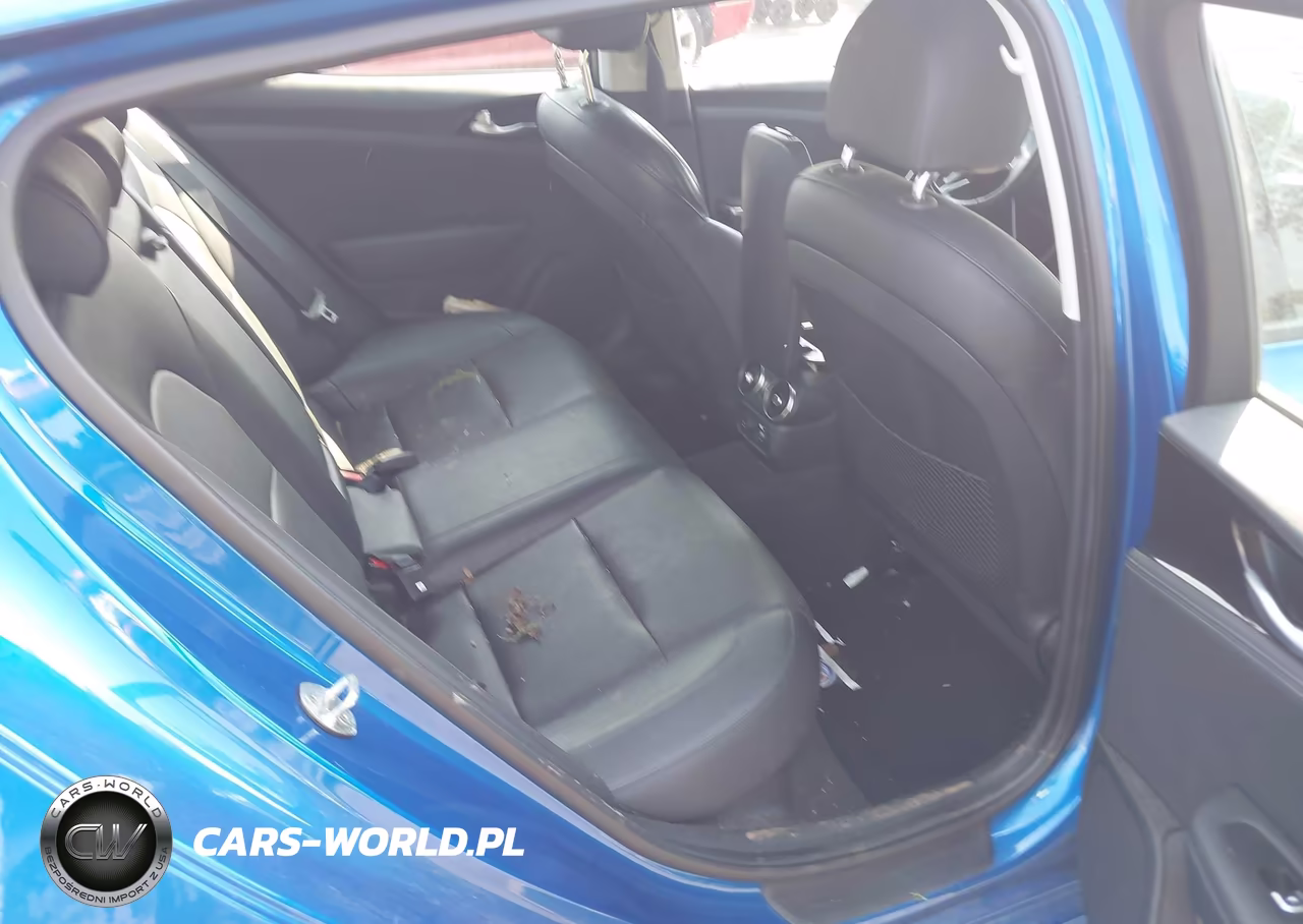 2018 Kia Stinger VIN:KNAE15LA8J6032114 - 8