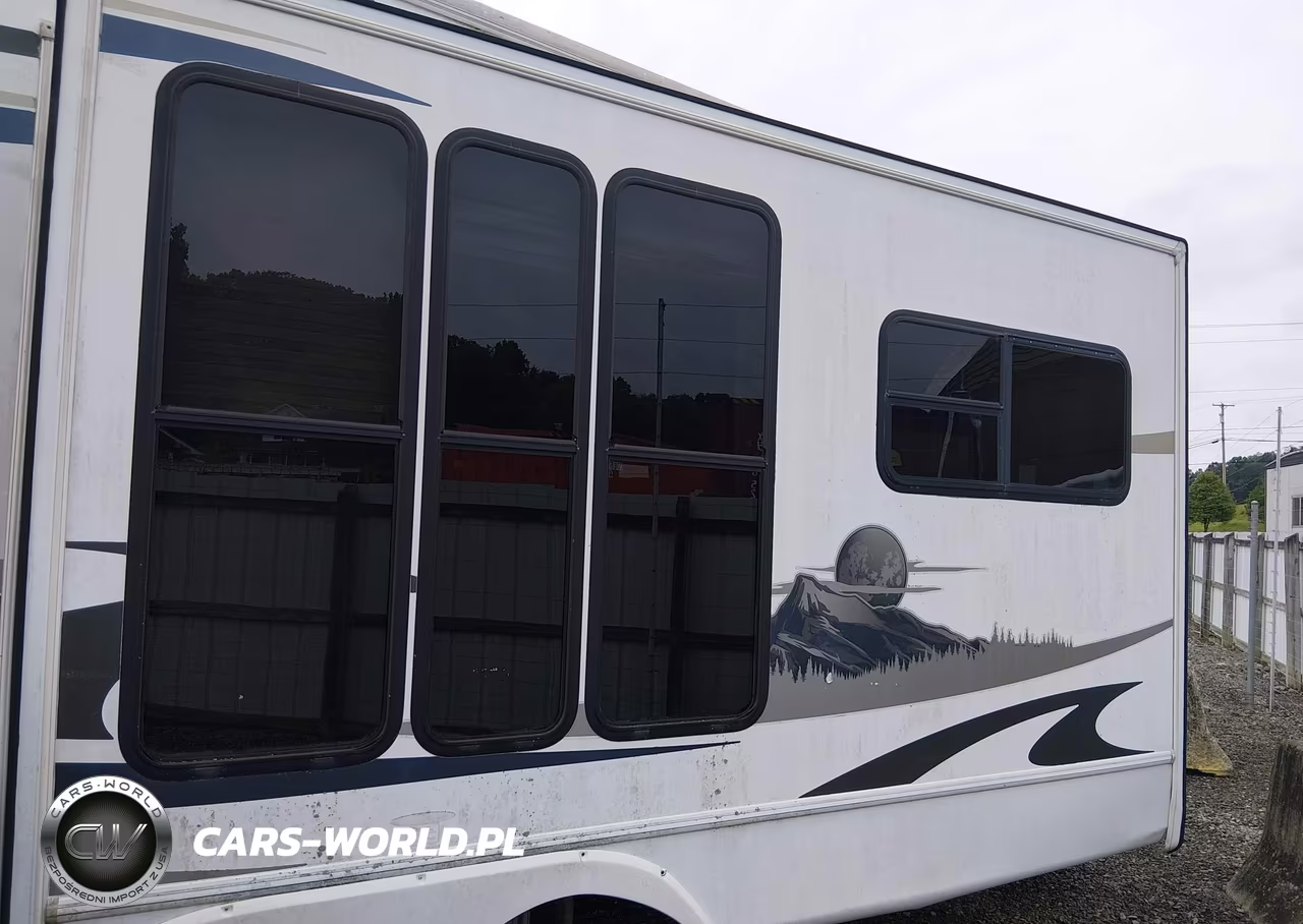 2009 Forest River Cardinal VIN:4X4FCAF2X9G095200 - 14