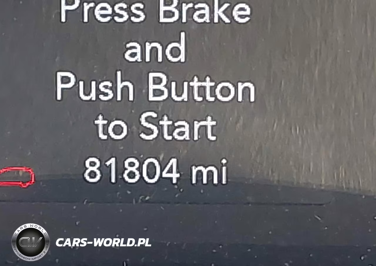 2019 Chrysler Pacifica Touring Plus VIN:2C4RC1FG7KR516177 - 13