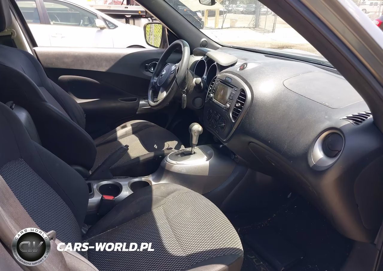 2016 Nissan Juke S VIN:JN8AF5MR7GT600942 - 5
