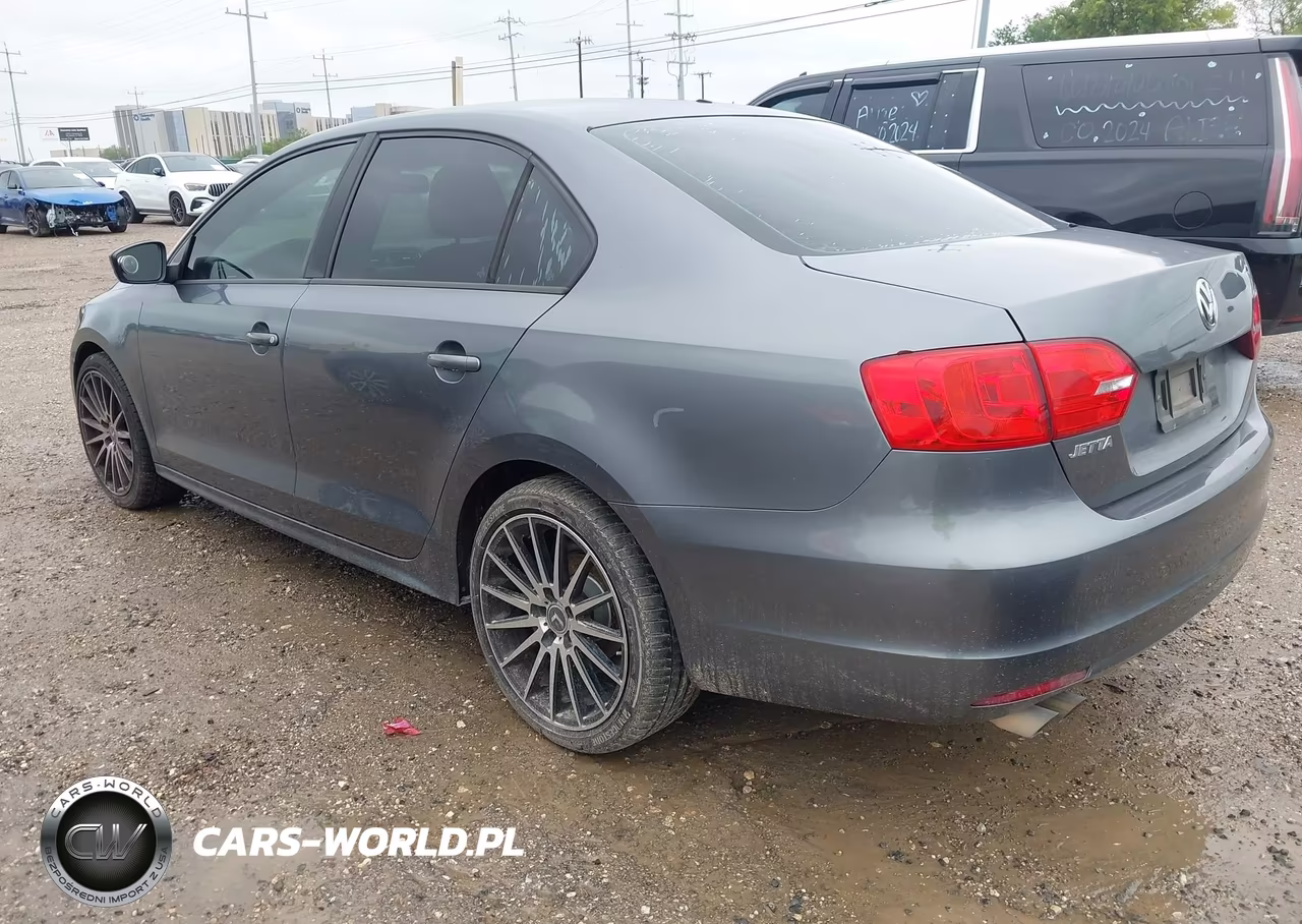 2014 Volkswagen Jetta 2.0L S VIN:3VW1K7AJ7EM443634 - 3
