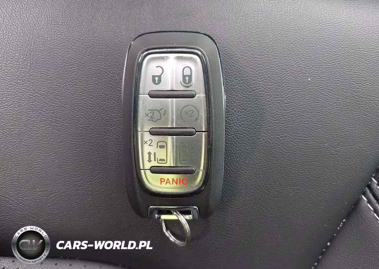 2026 Chrysler Pacifica Select VIN:2C4RC1BG0TR197793 - 11