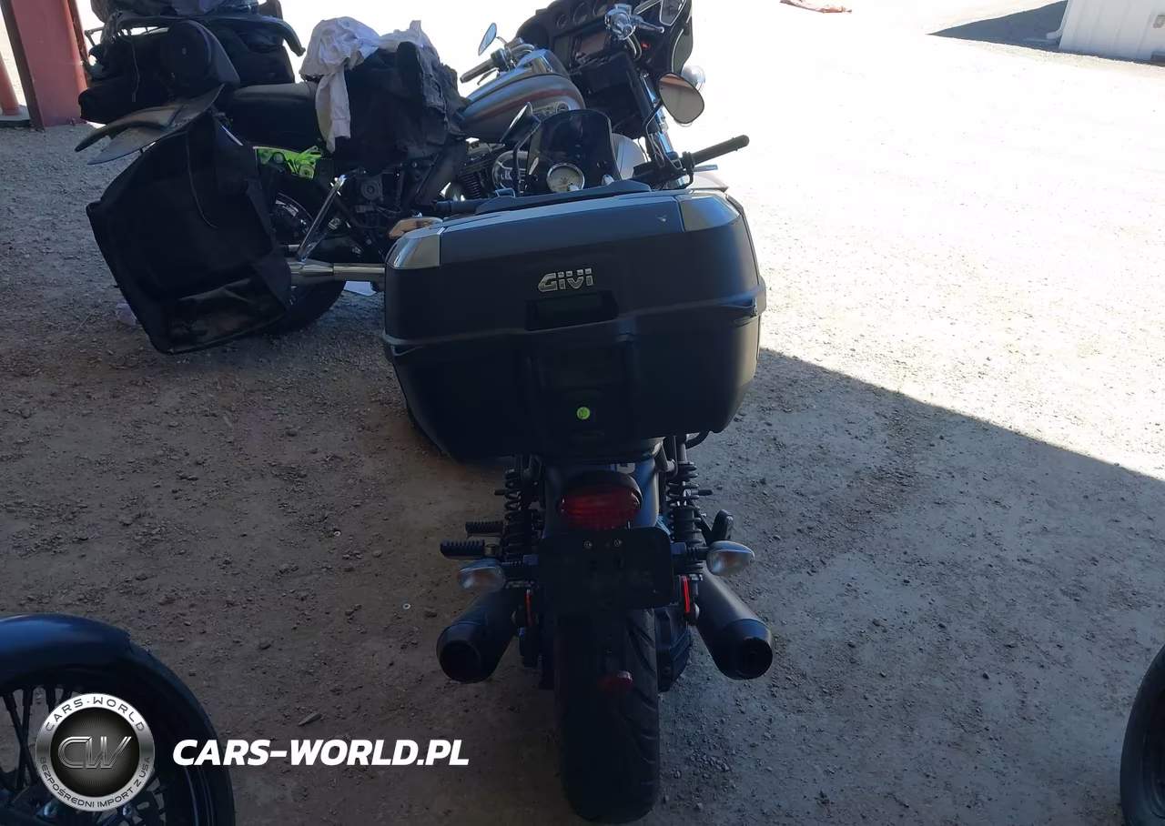 2017 Moto Guzzi V9 Roamer VIN:ZGULHU018HM000352 - 6