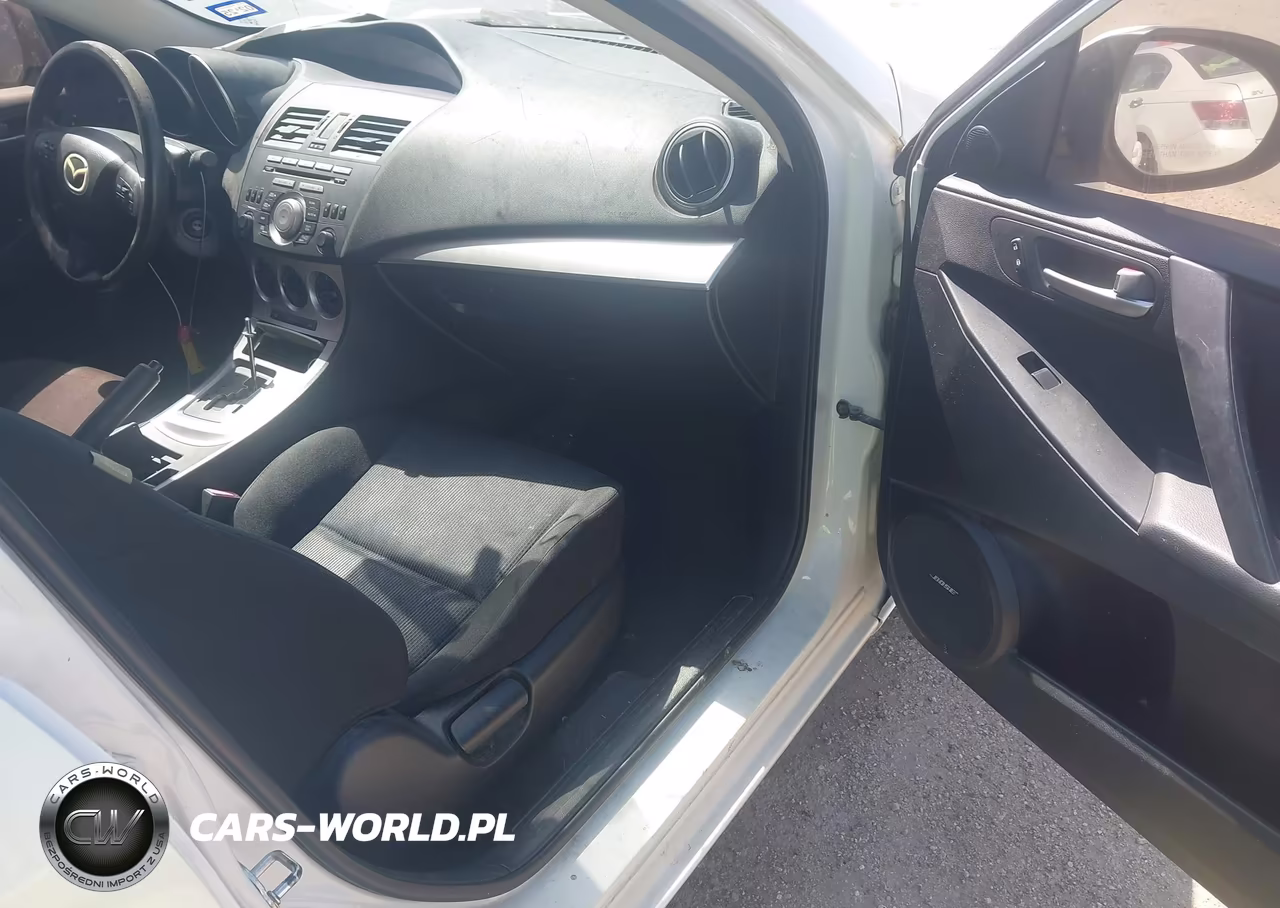 2011 Mazda Mazda3 I Touring VIN:JM1BL1VF1B1486379 - 5
