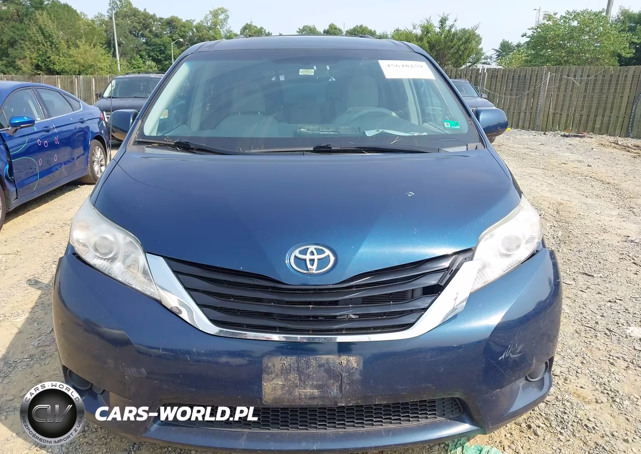 2012 Toyota Sienna Le V6 8 Passenger VIN:5TDKK3DC9CS239198 - 12