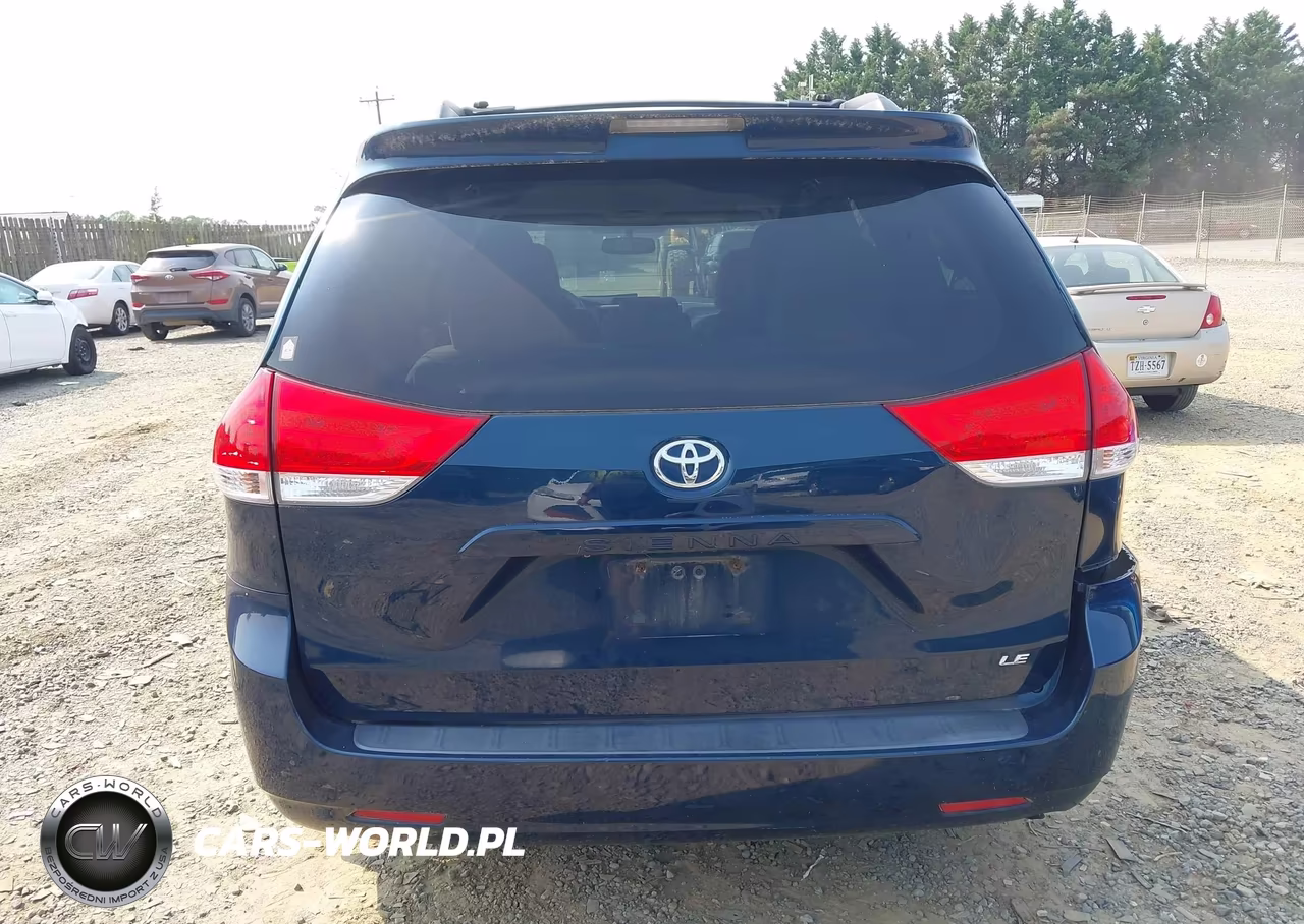 2012 Toyota Sienna Le V6 8 Passenger VIN:5TDKK3DC9CS239198 - 16