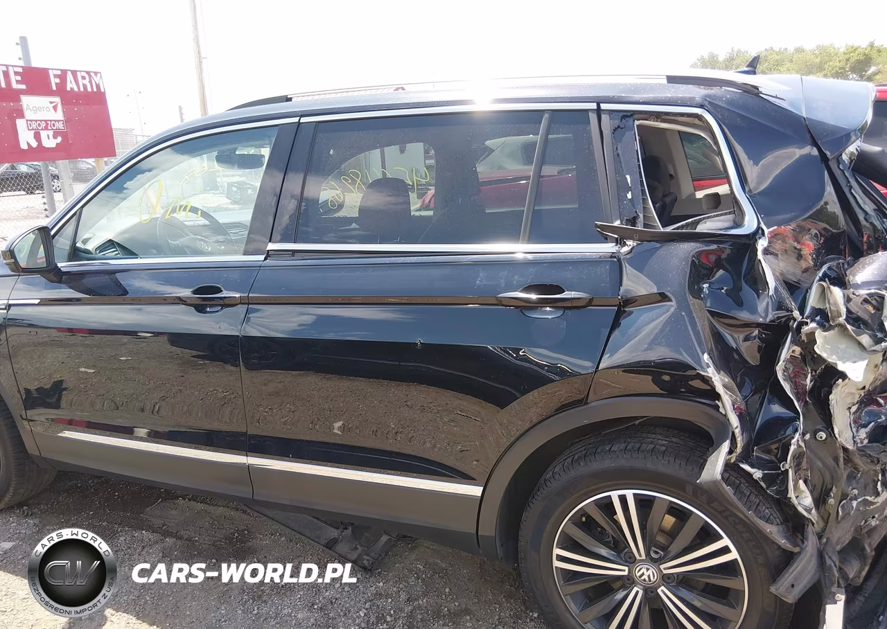 2019 Volkswagen Tiguan 2.0T Se-2.0T Sel-2.0T Sel R-Line-2.0T Sel R-Line Black VIN:3VV2B7AX9KM056947 - 17