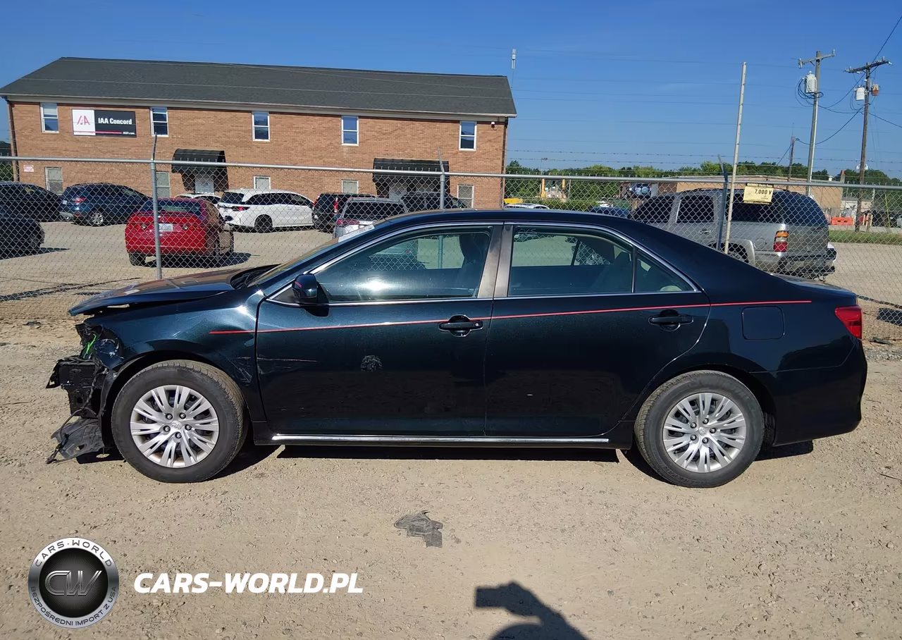 2014 Toyota Camry Le VIN:4T1BF1FKXEU838697 - 15