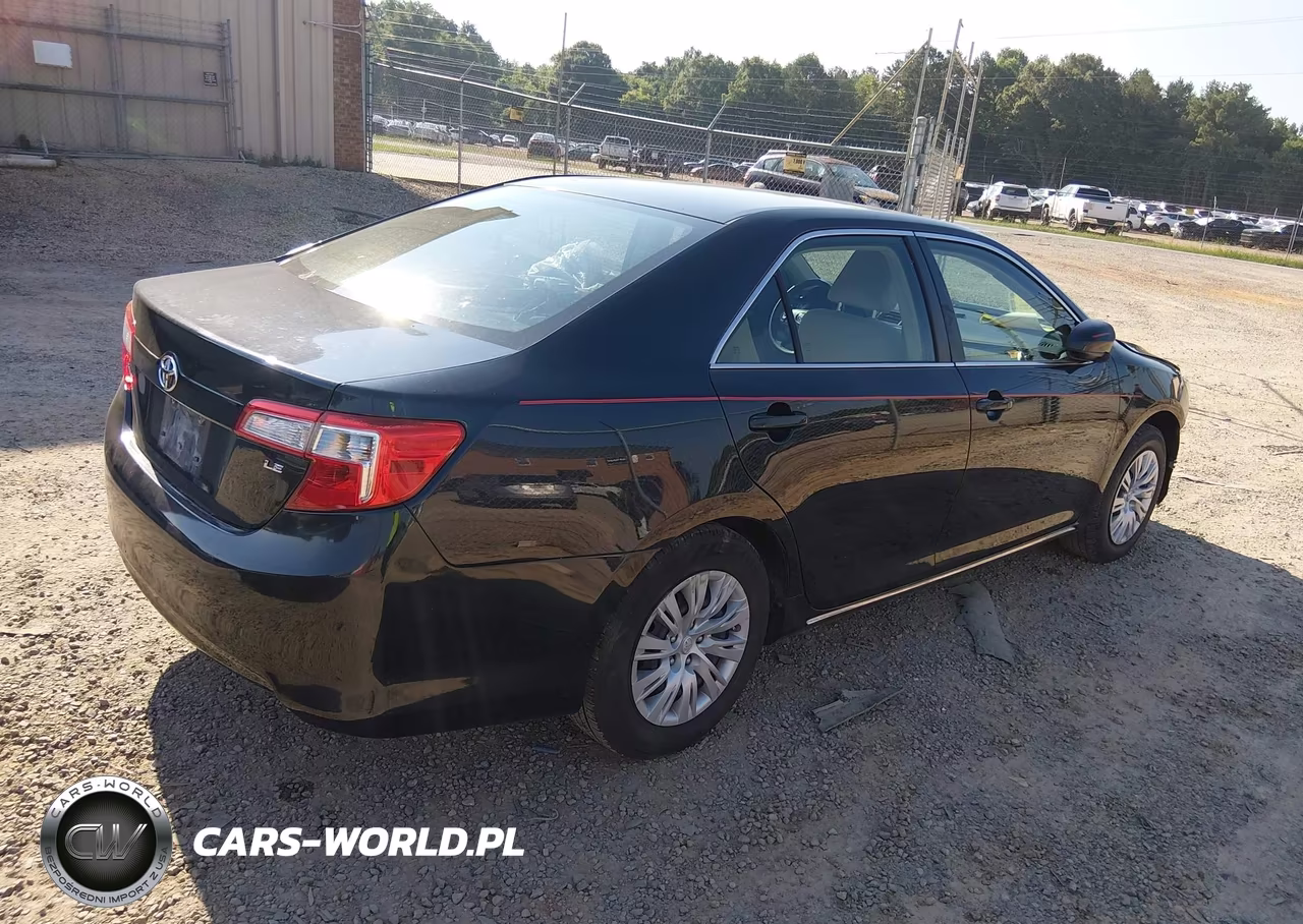 2014 Toyota Camry Le VIN:4T1BF1FKXEU838697 - 4