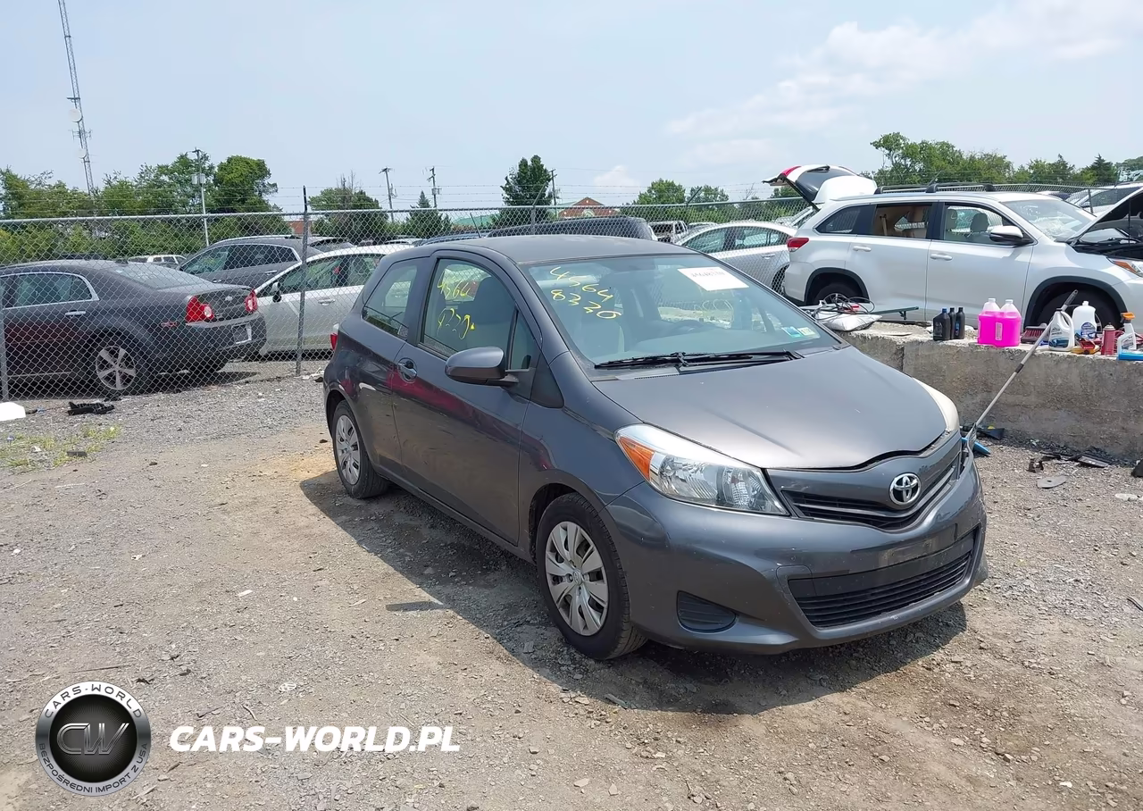2012 Toyota Yaris Le