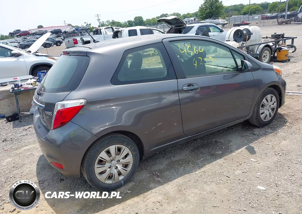 2012 Toyota Yaris Le VIN:JTDJTUD3XCD540038 - 4