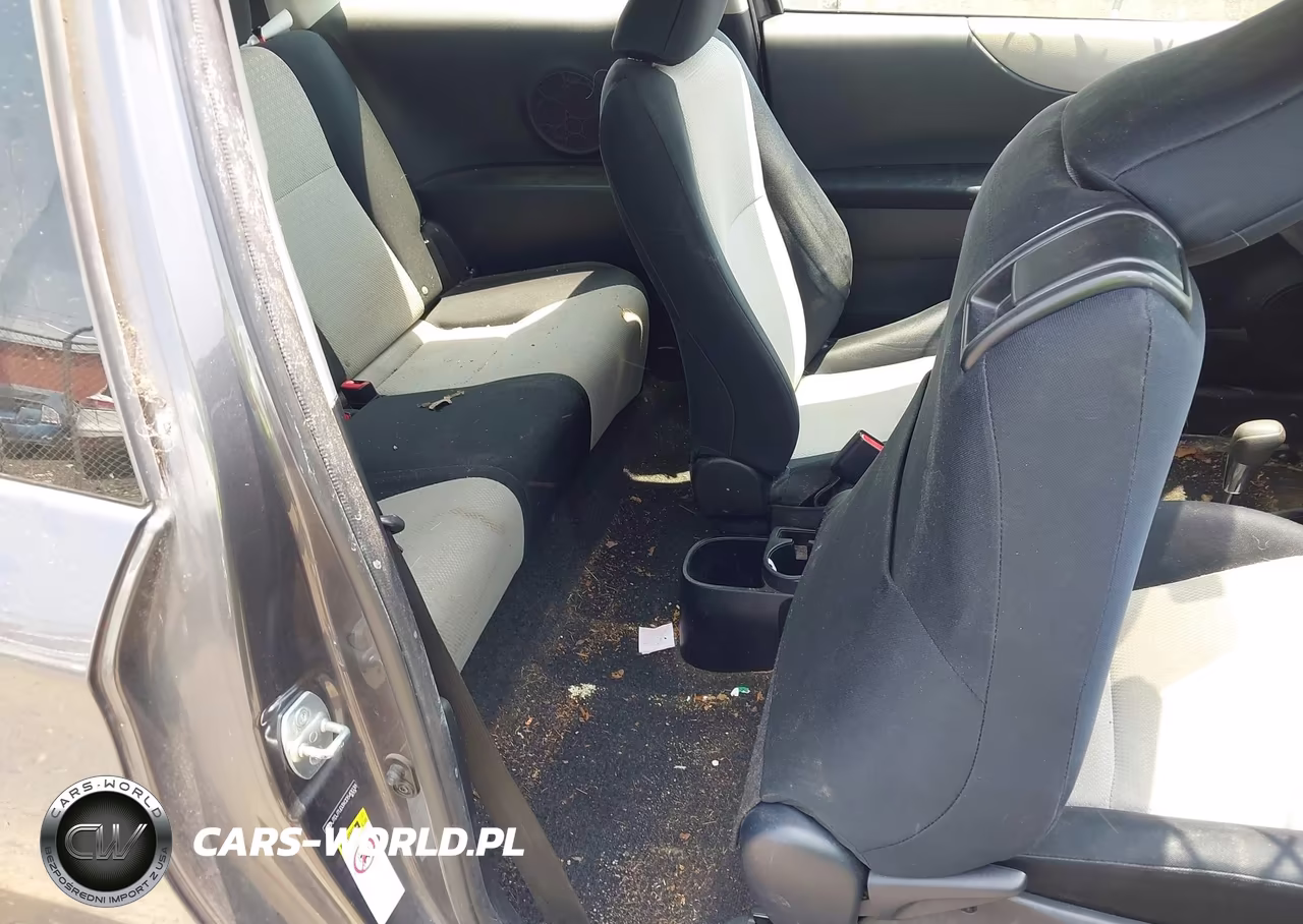 2012 Toyota Yaris Le VIN:JTDJTUD3XCD540038 - 8