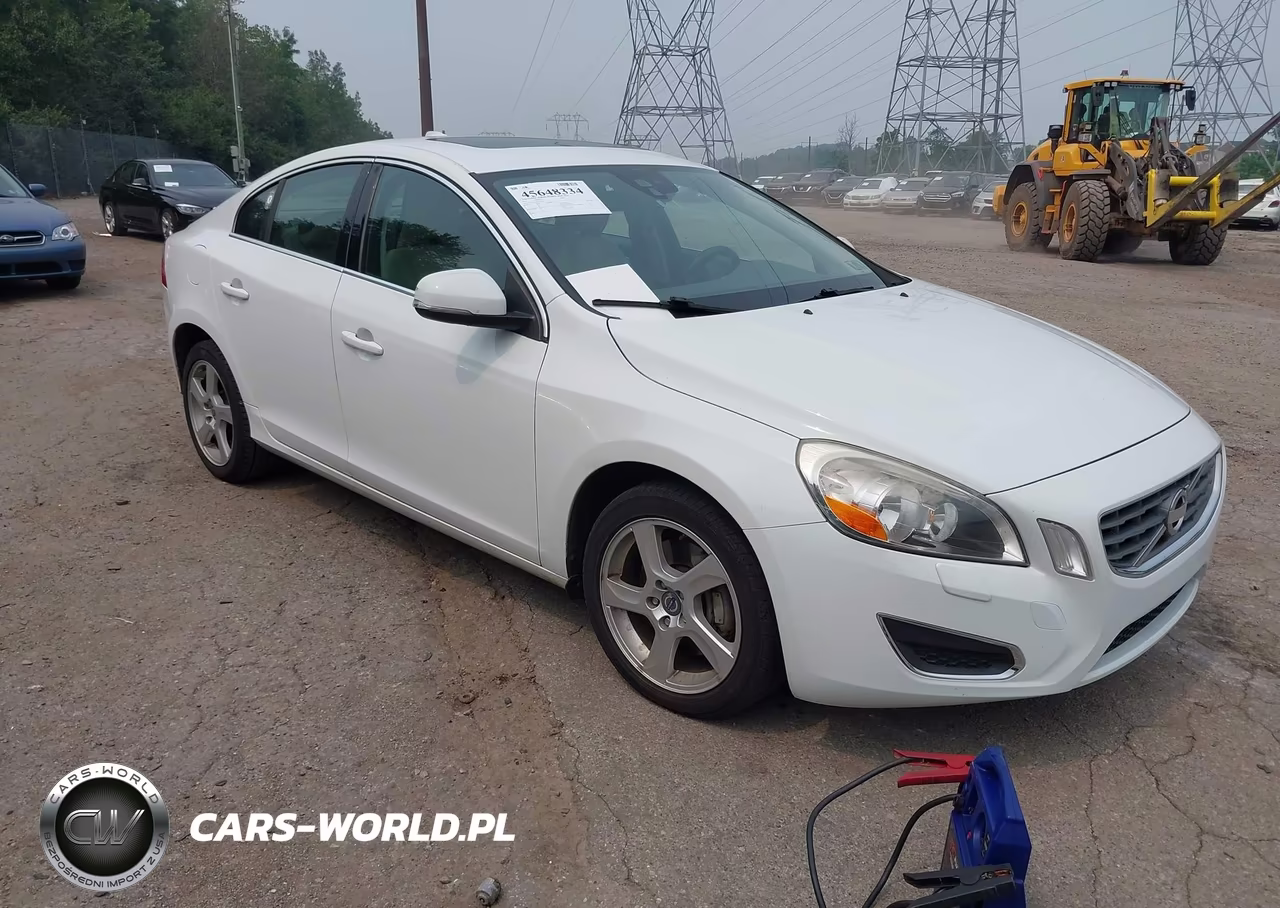 2012 Volvo S60 T5-T5 W-Moonroof