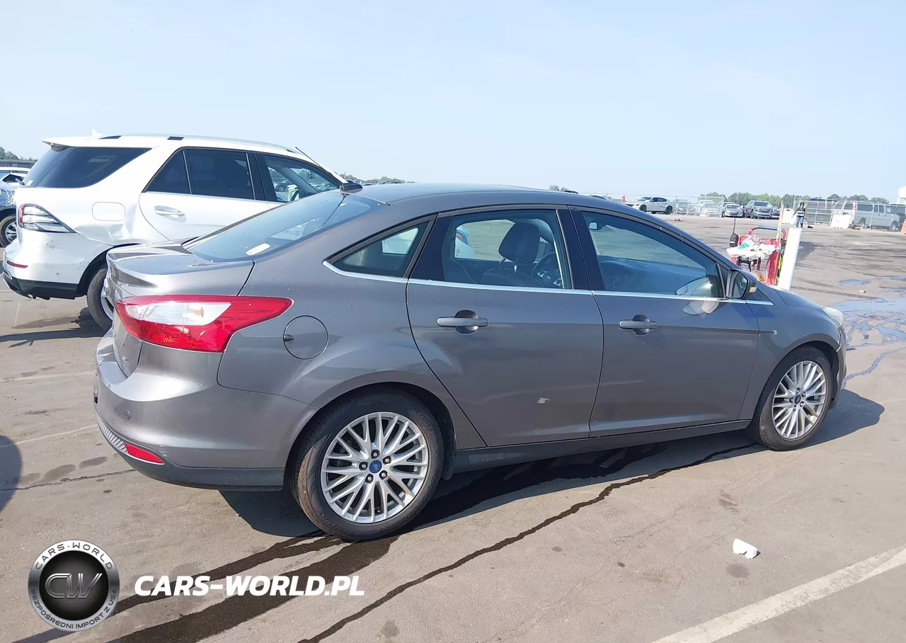 2012 Ford Focus Sel VIN:1FAHP3H20CL180014 - 4
