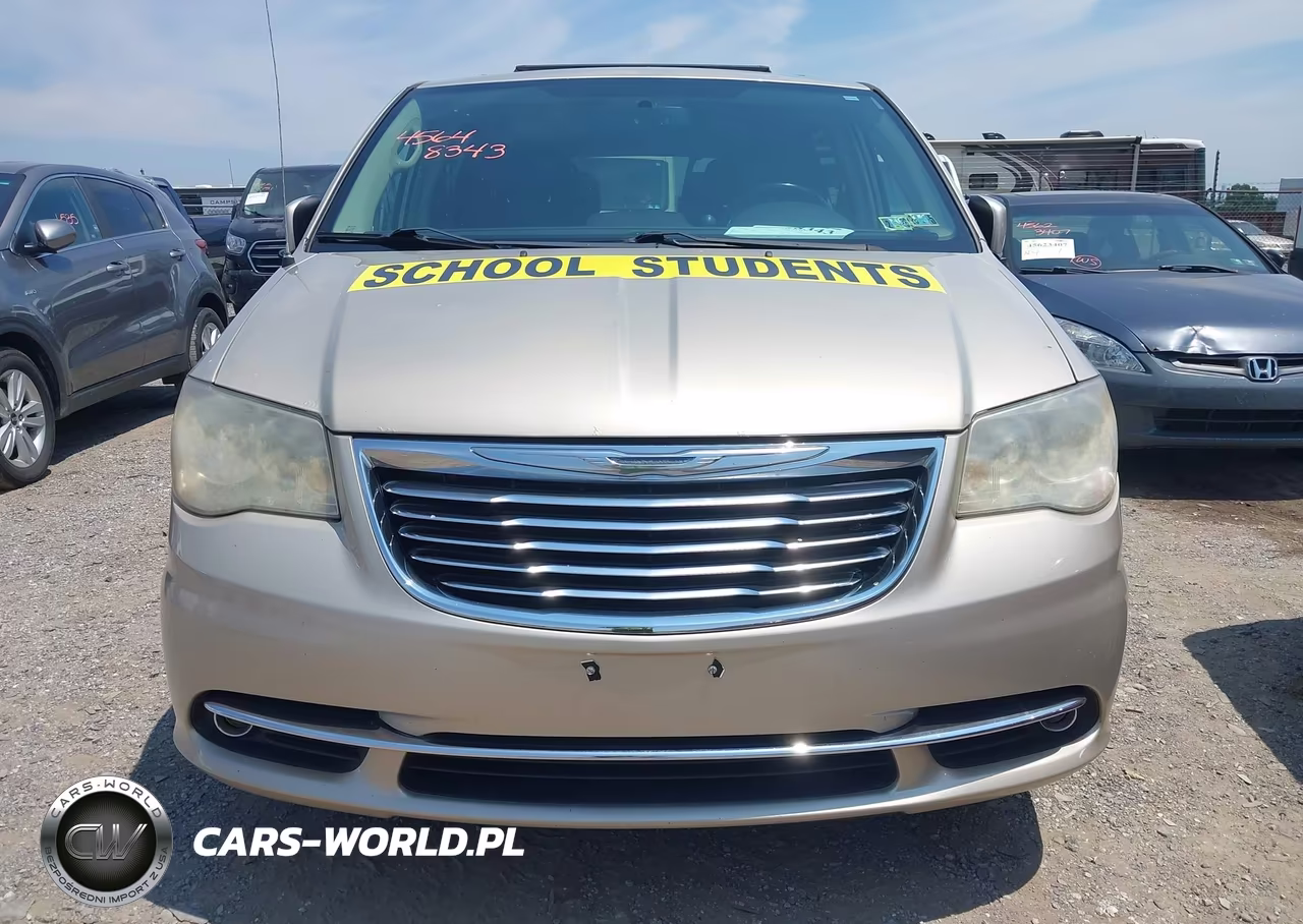2014 Chrysler Town & Country Touring VIN:2C4RC1BG5ER440002 - 6