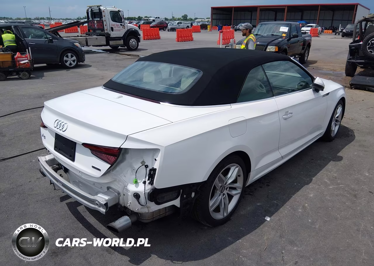 2019 Audi A5 45 Premium VIN:WAUWNGF50KN001546 - 4