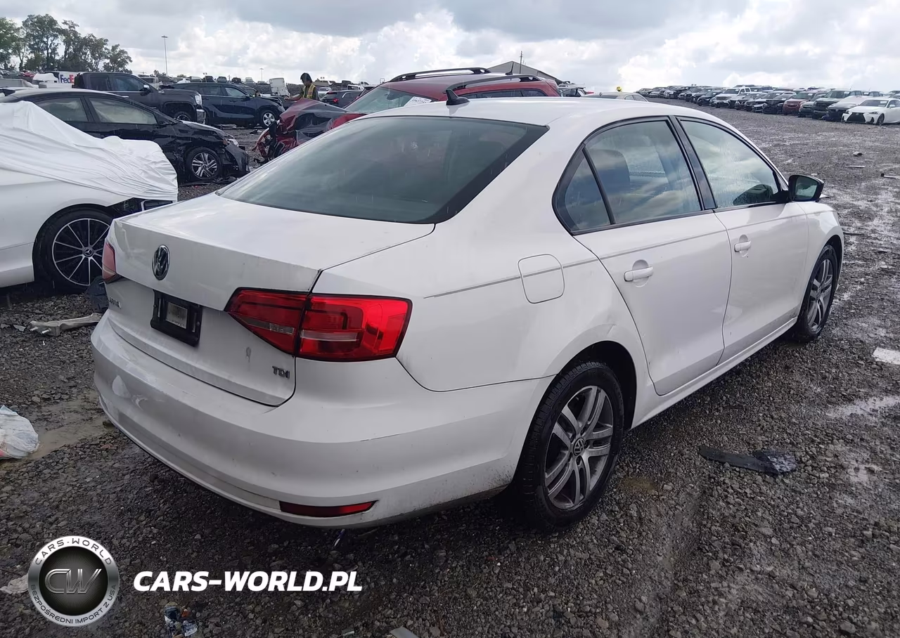2015 Volkswagen Jetta 2.0L Tdi S VIN:3VWLA7AJ2FM293848 - 4