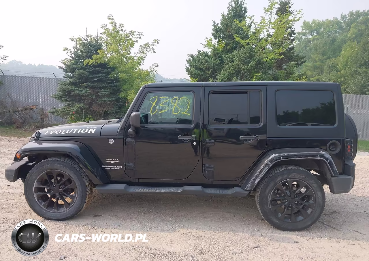 2012 Jeep Wrangler Unlimited Sahara VIN:1C4HJWEG7CL209280 - 14