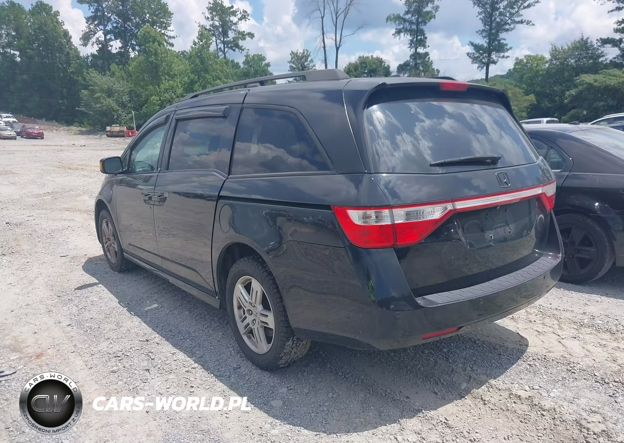 2011 Honda Odyssey Touring-Touring Elite VIN:5FNRL5H92BB010760 - 3