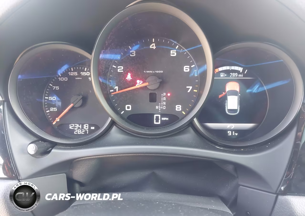 2018 Porsche Macan Sport Edition VIN:WP1AA2A58JLB20456 - 7