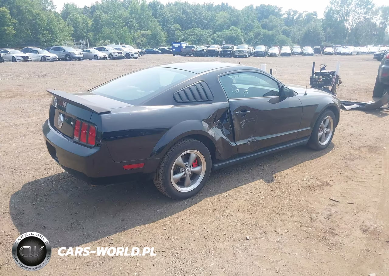 2007 Ford Mustang V6 Deluxe-V6 Premium VIN:1ZVFT80N275235036 - 4