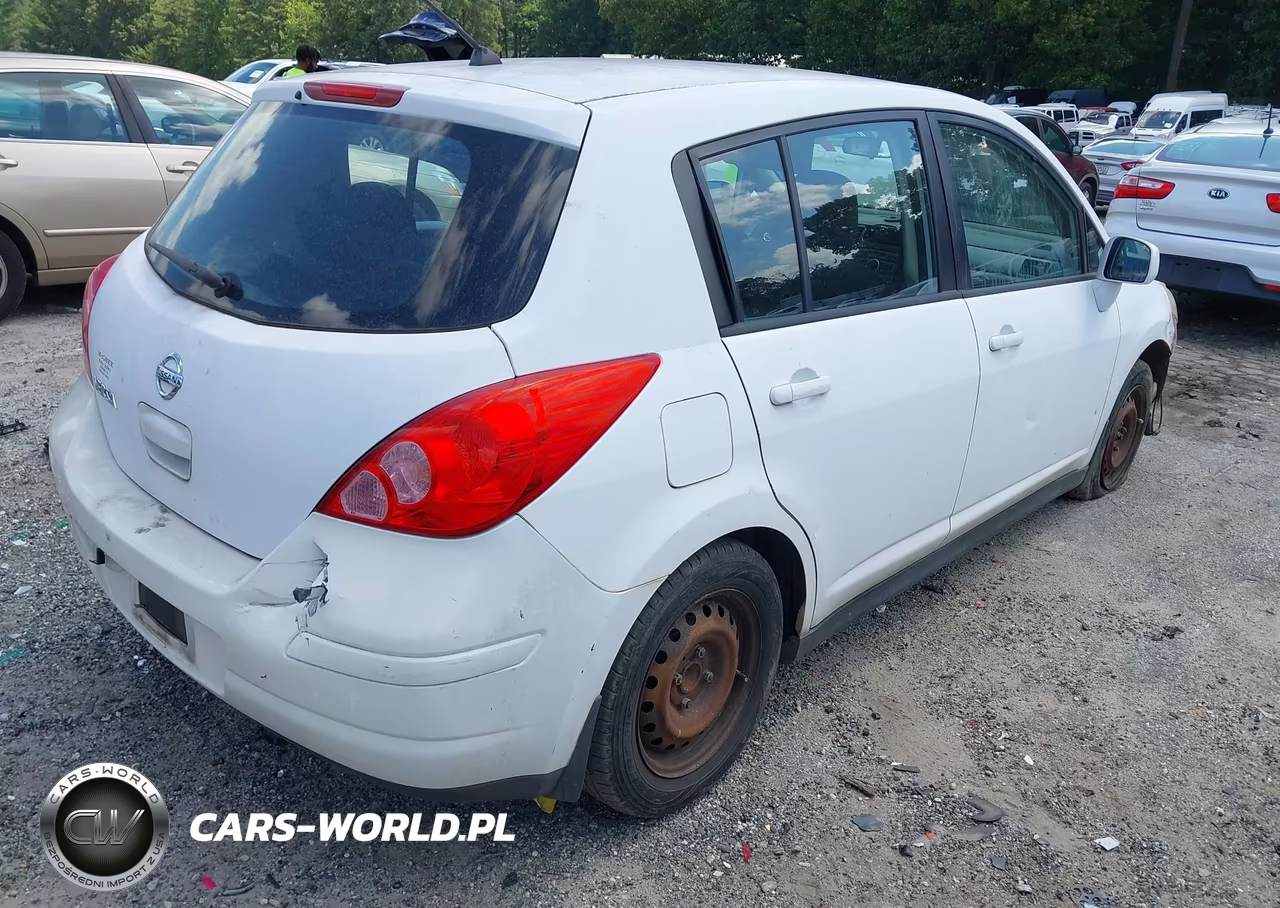 2010 Nissan Versa 1.8S VIN:3N1BC1CP1AL413440 - 4