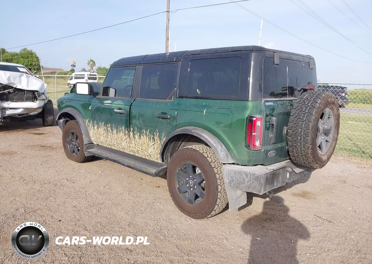2025 Ford Bronco Outer Banks VIN:1FMEE8BP1SLB56108 - 3