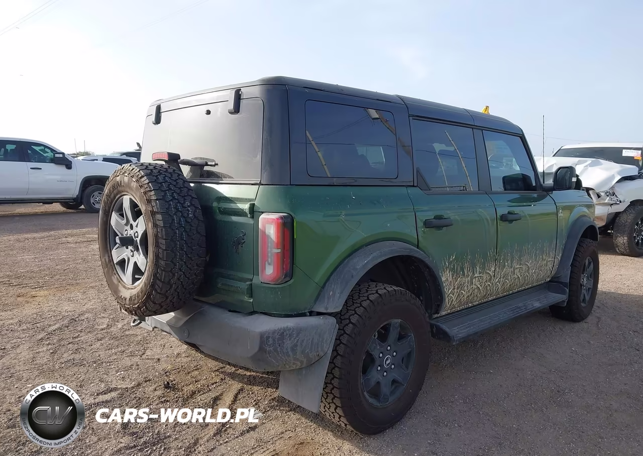 2025 Ford Bronco Outer Banks VIN:1FMEE8BP1SLB56108 - 4
