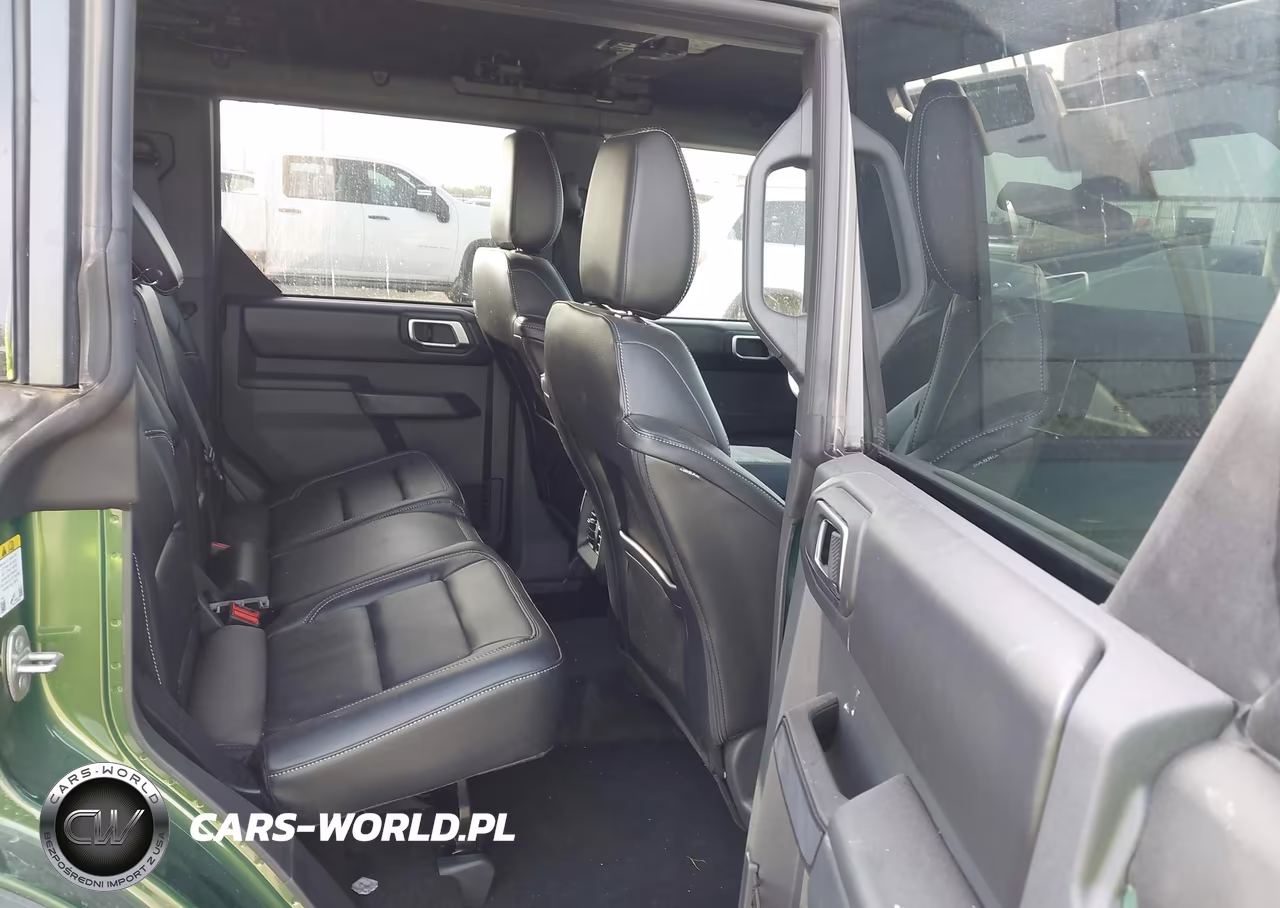 2025 Ford Bronco Outer Banks VIN:1FMEE8BP1SLB56108 - 8