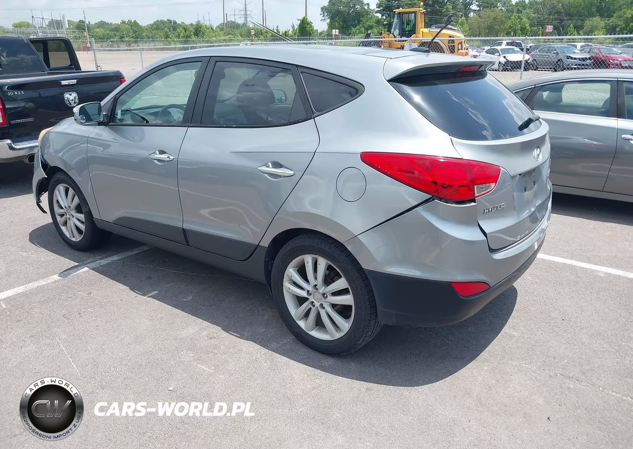 2010 Hyundai Tucson Limited VIN:KM8JU3AC4AU038548 - 3