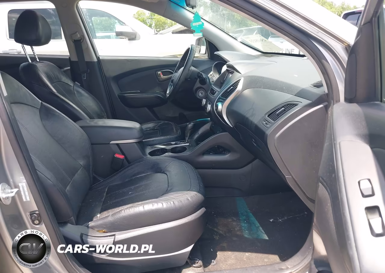 2010 Hyundai Tucson Limited VIN:KM8JU3AC4AU038548 - 5