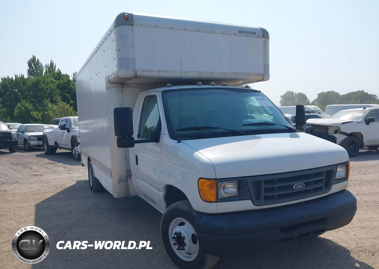2007 Ford E-450 Cutaway