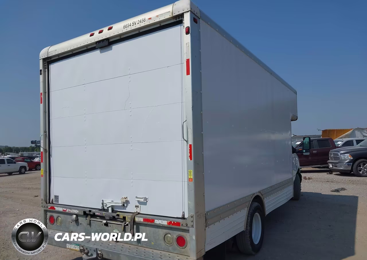 2007 Ford E-450 Cutaway VIN:1FDXE45S87DA76226 - 4