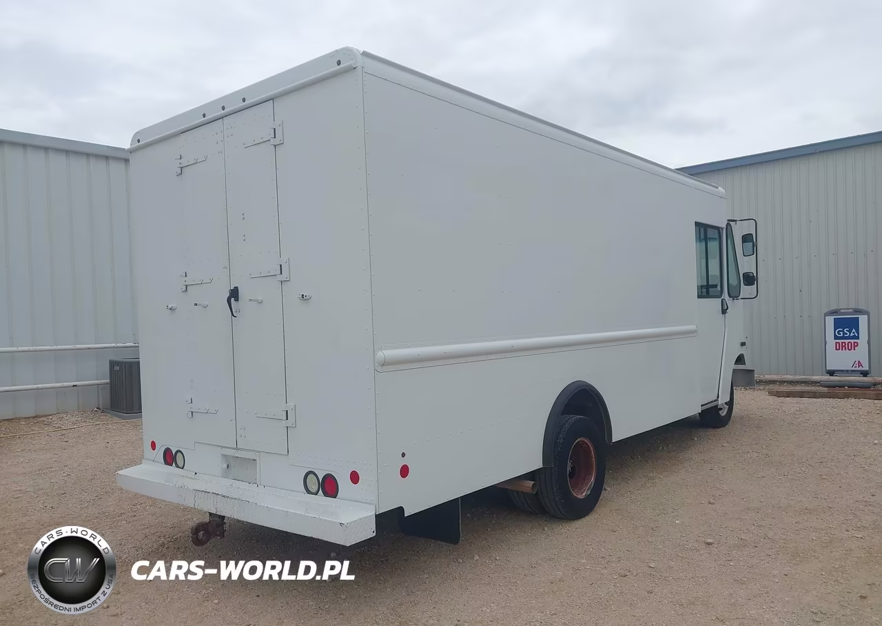 2014 Ford E-450 Stripped VIN:1FC3E4KL9EDB00417 - 4