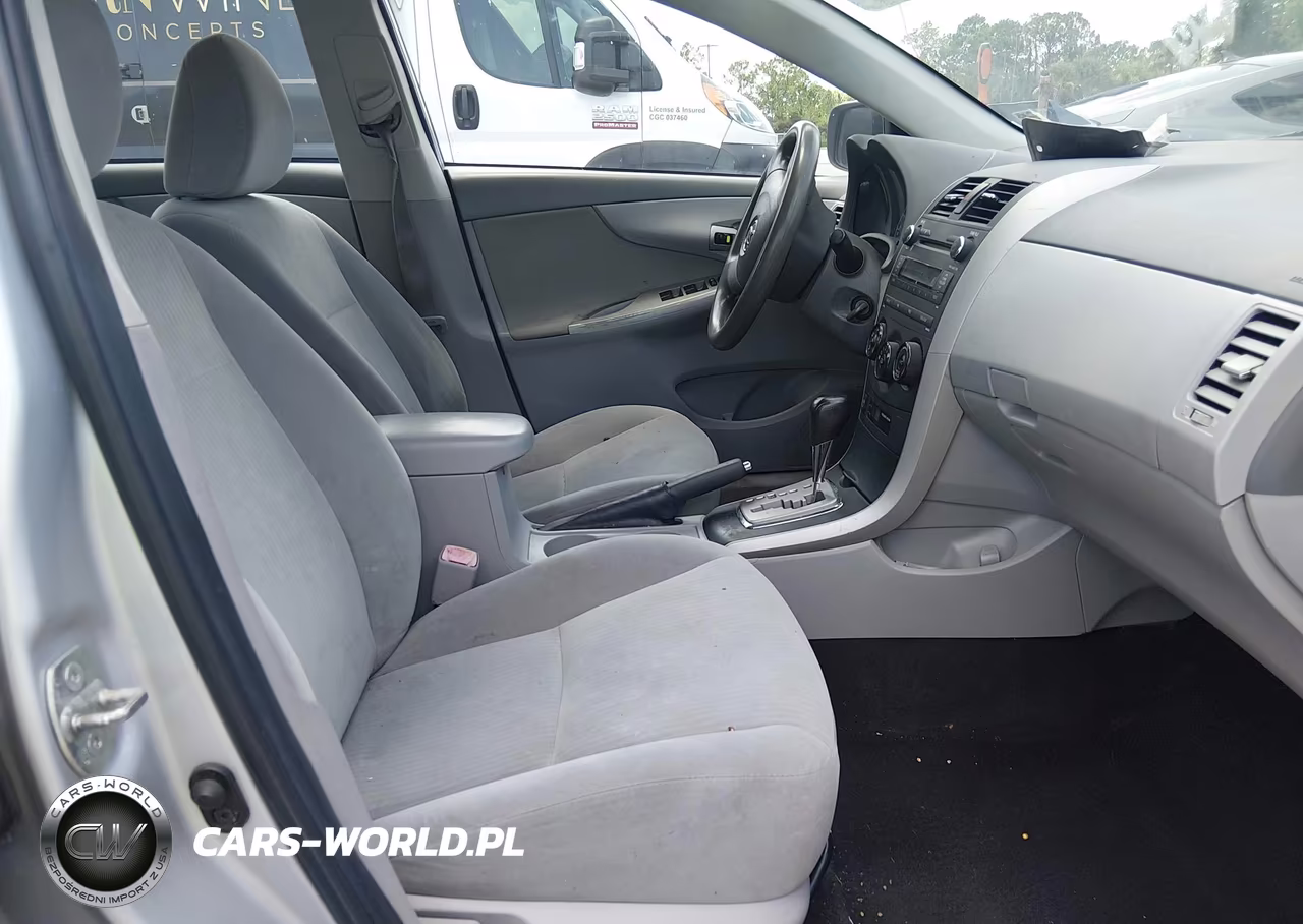 2010 Toyota Corolla Le VIN:2T1BU4EE0AC517105 - 5