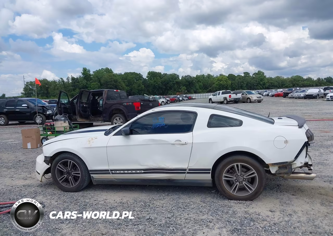 2012 Ford Mustang V6 Premium VIN:1ZVBP8AM3C5280621 - 14