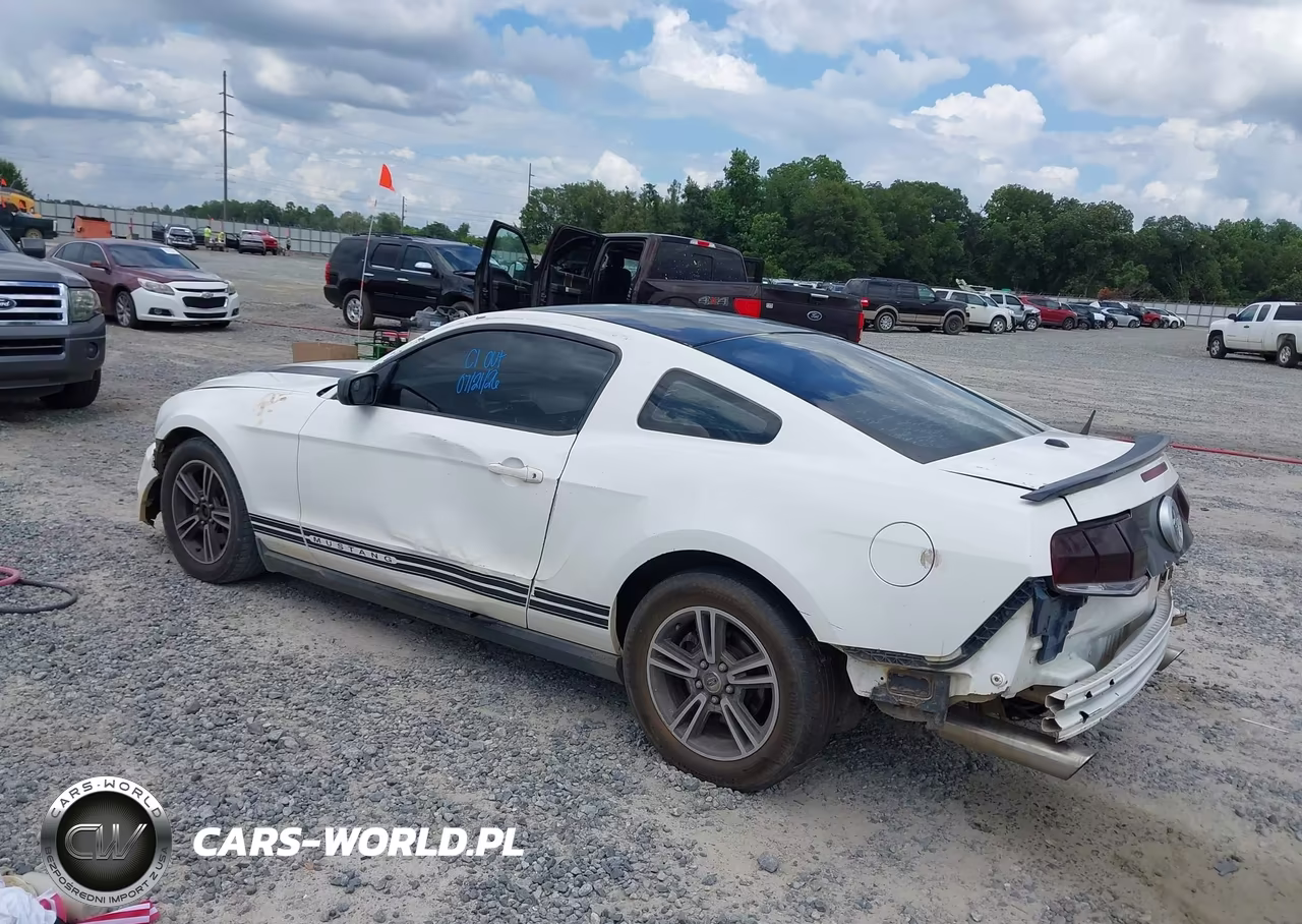 2012 Ford Mustang V6 Premium VIN:1ZVBP8AM3C5280621 - 3