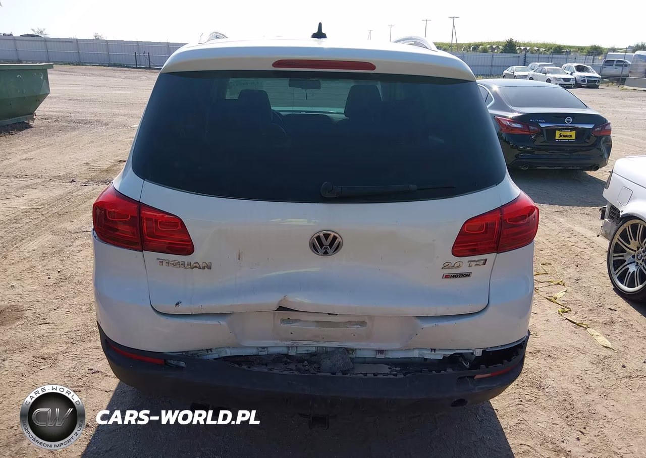 2017 Volkswagen Tiguan 2.0T Wolfsburg Edition VIN:WVGSV7AX5HW500688 - 16