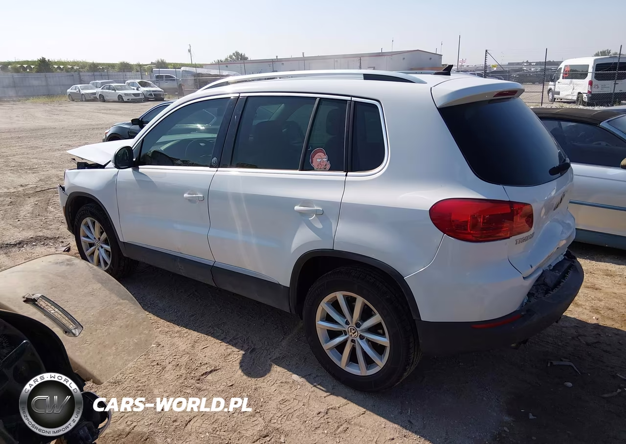 2017 Volkswagen Tiguan 2.0T Wolfsburg Edition VIN:WVGSV7AX5HW500688 - 3