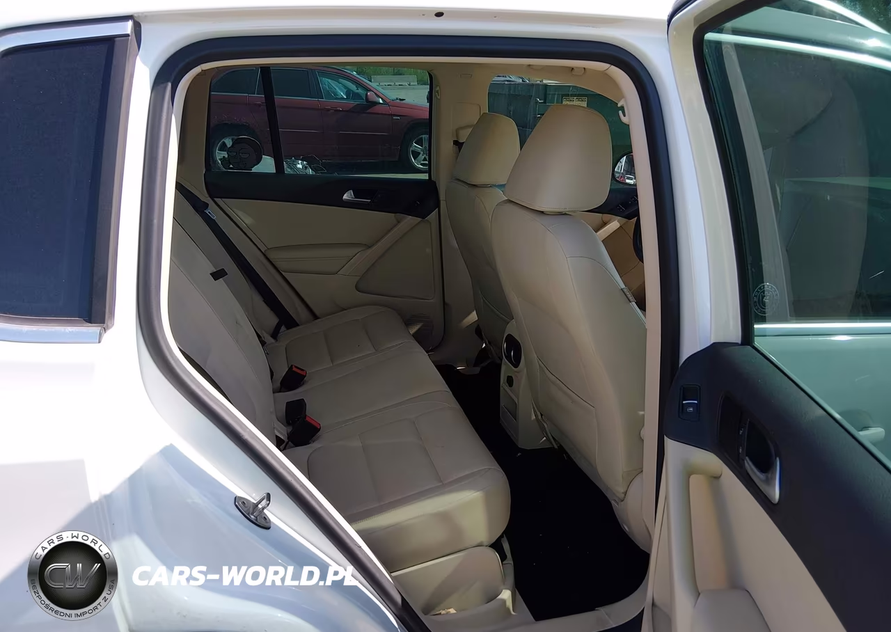 2017 Volkswagen Tiguan 2.0T Wolfsburg Edition VIN:WVGSV7AX5HW500688 - 8