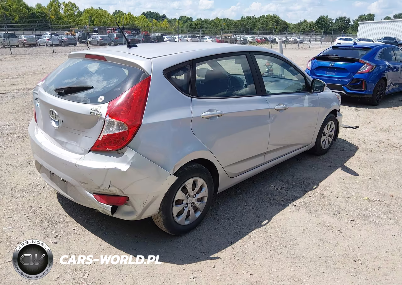 2017 Hyundai Accent Se VIN:KMHCT5AE7HU335574 - 4